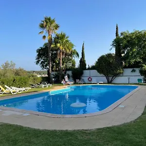 Casa Oliveiras Casa de Férias